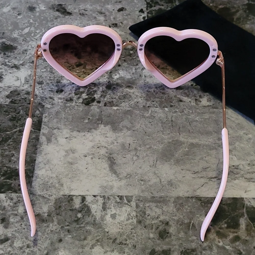 Girls Heart Sunglasses with case Price Firm